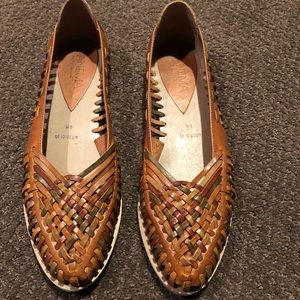 VINTAGE Huarache Flats